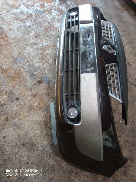 PARAGOLPES DELANTERO