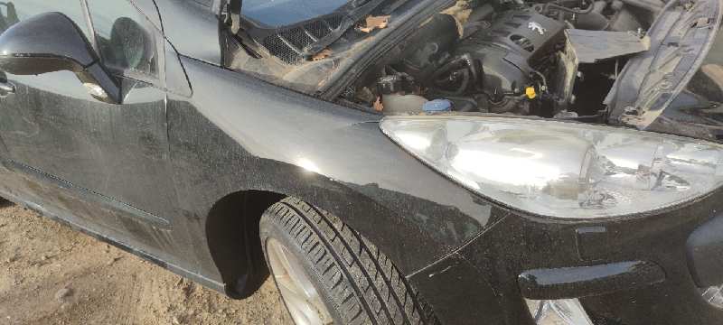 ALETA DELANTERA DERECHA