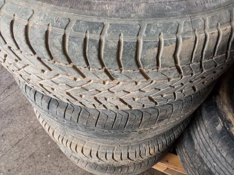 215-65-R15-96T JUEGO DE LLANTAS RENAULT ESPACE /GRAND ESPACE (JE0)