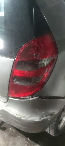 PILOTO TRASERO DERECHO