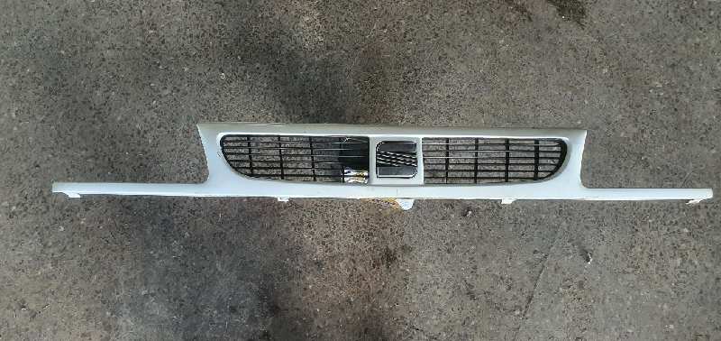 REJILLA DELANTERA SEAT INCA (6K9)