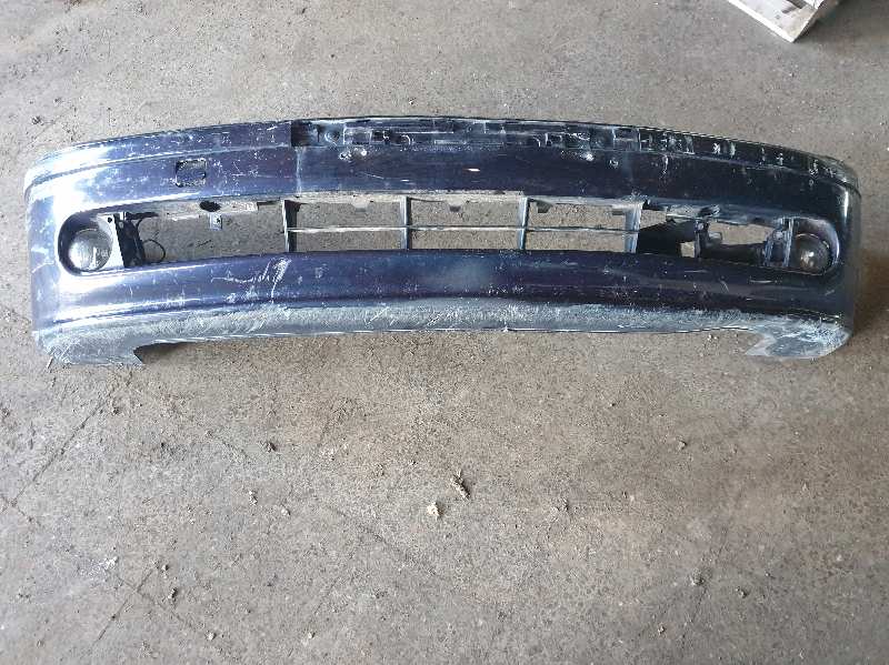 PARAGOLPES DELANTERO