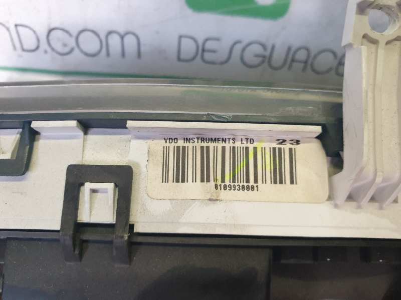 0109930001 CUADRO INSTRUMENTOS TOYOTA AVENSIS BERLINA (T 22)