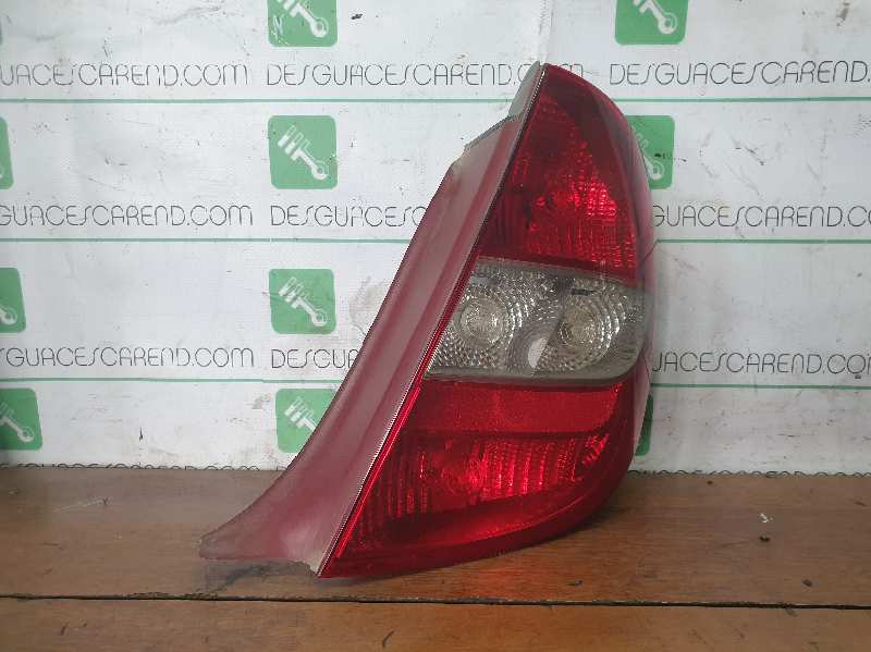 PILOTO TRASERO DERECHO