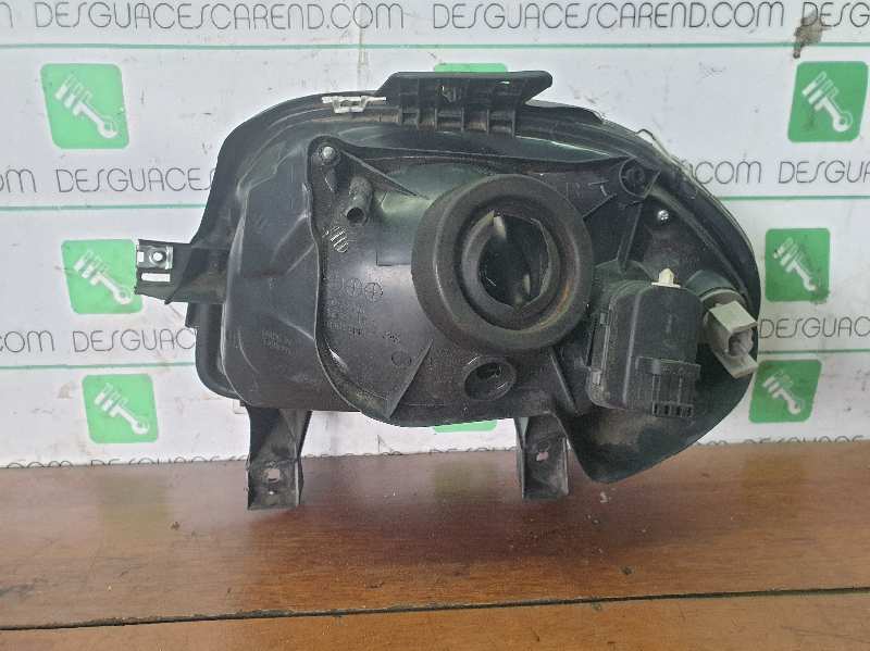 FARO DERECHO RENAULT CLIO II FASE I (B/CBO)