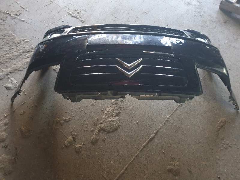 PARAGOLPES DELANTERO