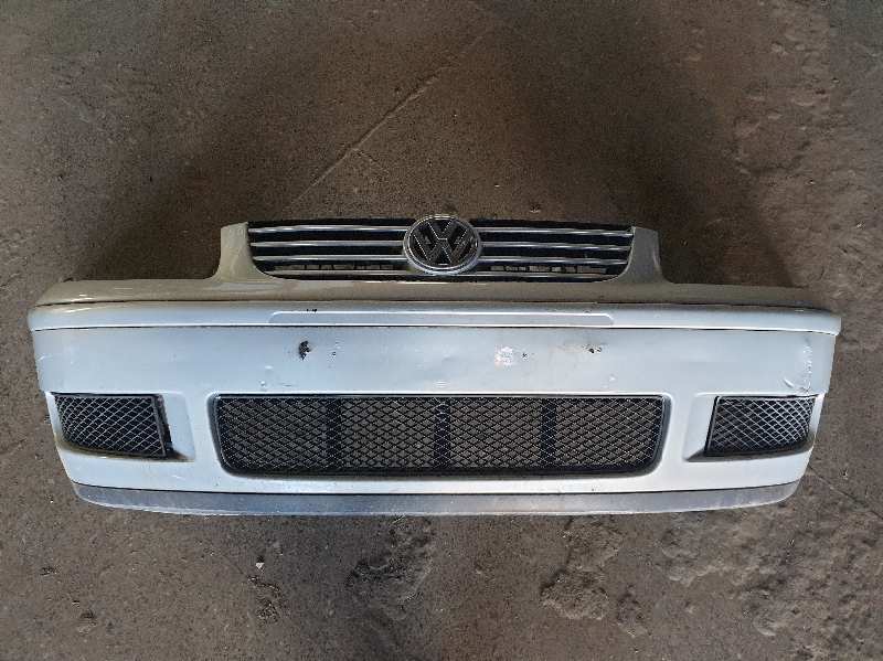 PARAGOLPES DELANTERO