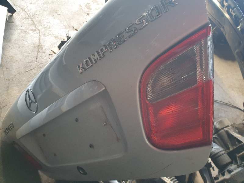 PILOTO TRASERO DERECHO