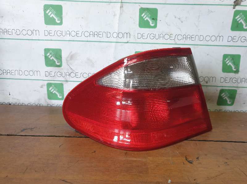 PILOTO TRASERO IZQUIERDO