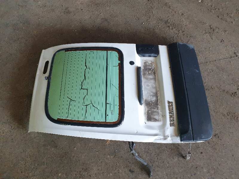 PUERTA TRASERA IZQUIERDA