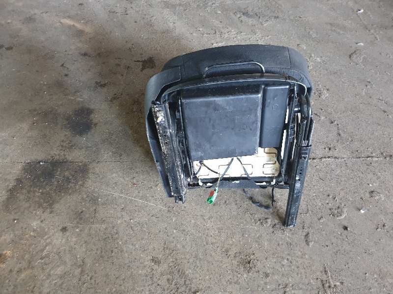 ASIENTO DELANTERO DERECHO