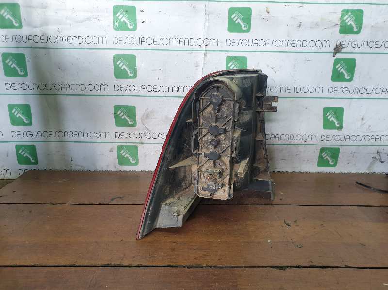 PILOTO TRASERO DERECHO