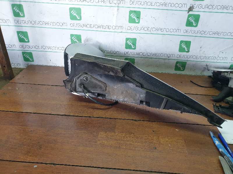 RETROVISOR IZQUIERDO