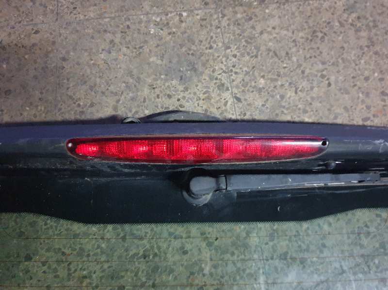 LUZ CENTRAL DE FRENO