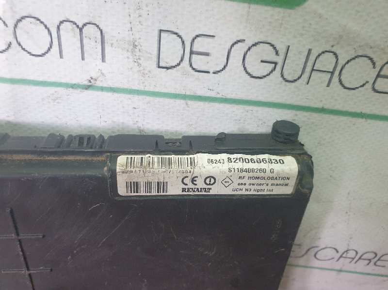 CAJA RELES / FUSIBLES