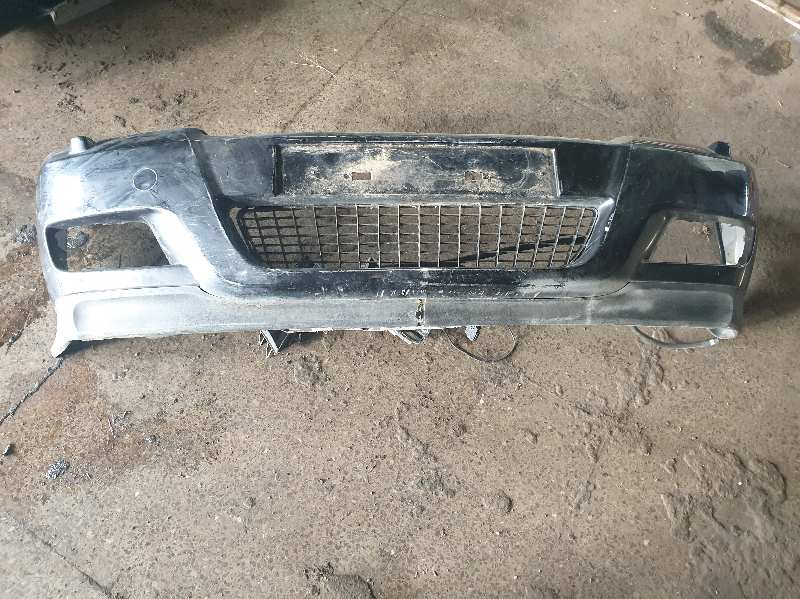 PARAGOLPES DELANTERO