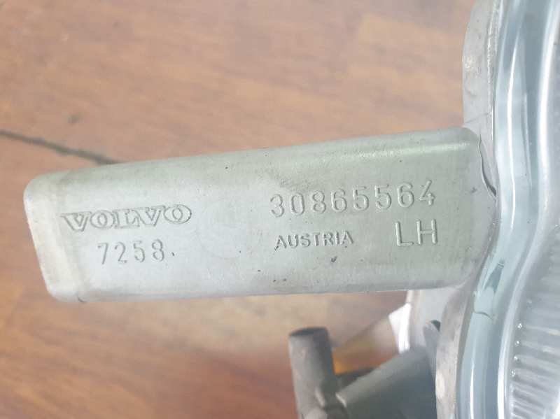 FARO ANTINIEBLA IZQUIERDO