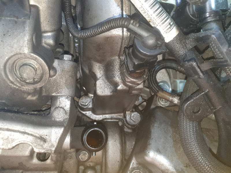 ENFRIADOR ACEITE MOTOR