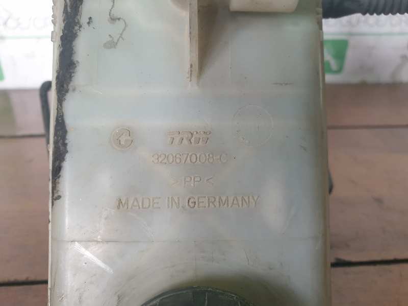 32067008C BOMBA FRENO RENAULT TRAFIC (DESDE 5.89)