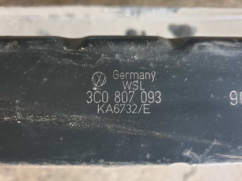 REFUERZO PARAGOLPES DELANTERO