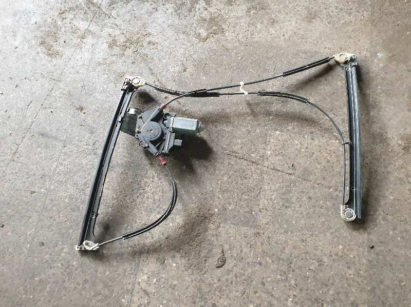 ELEVALUNAS DELANTERO IZQUIERDO