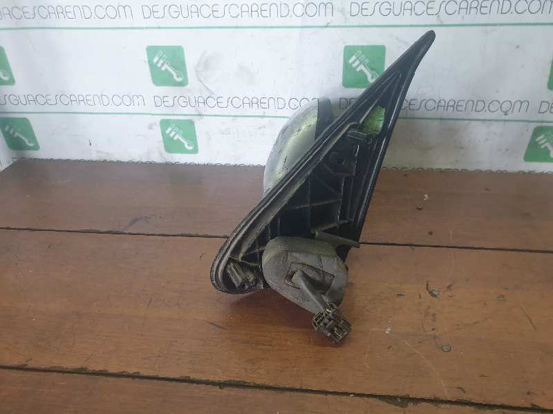 RETROVISOR DERECHO