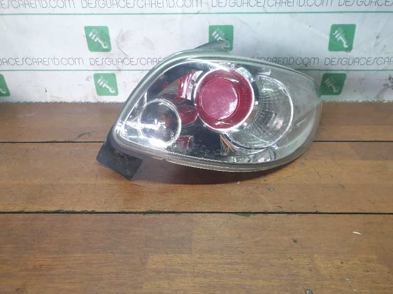 PILOTO TRASERO DERECHO