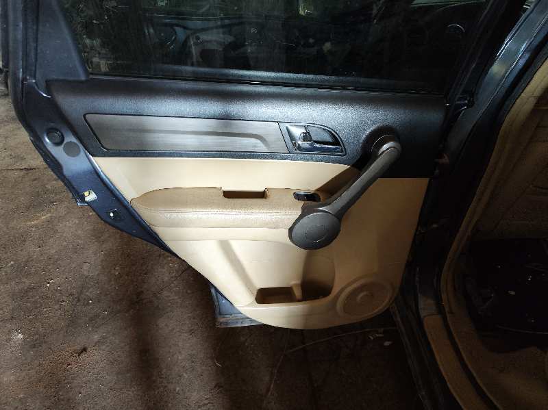 ELEVALUNAS TRASERO IZQUIERDO