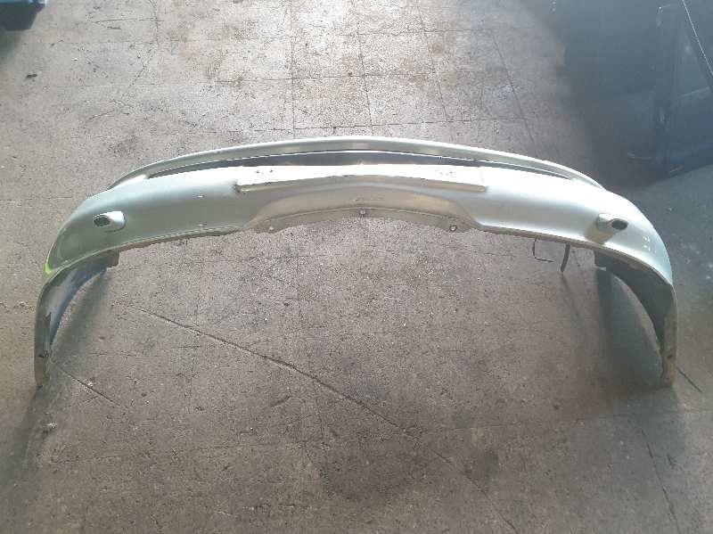 PARAGOLPES DELANTERO