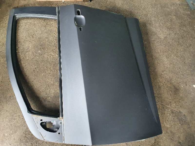 PUERTA DELANTERA IZQUIERDA