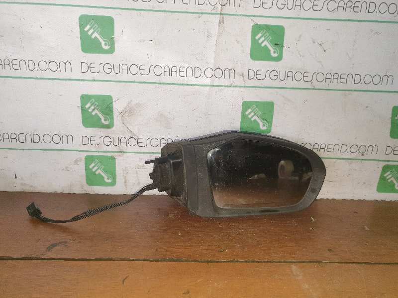RETROVISOR DERECHO