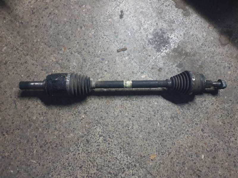 TRANSMISION DELANTERA IZQUIERDA