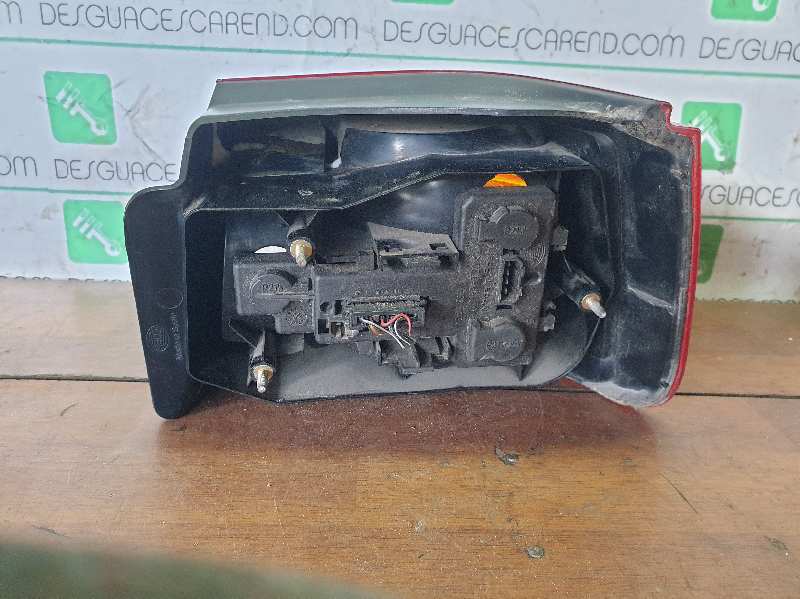 PILOTO TRASERO IZQUIERDO