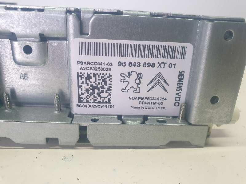 SISTEMA AUDIO / RADIO CD