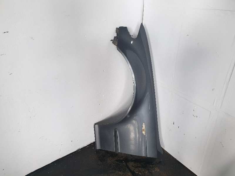 ALETA DELANTERA IZQUIERDA