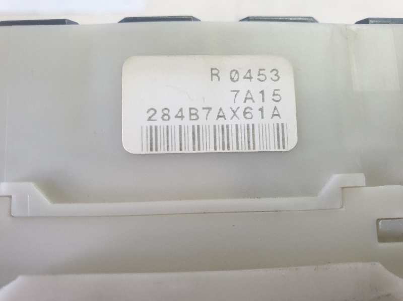 CAJA RELES / FUSIBLES