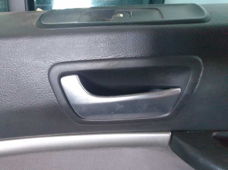 MANETA INTERIOR DELANTERA DERECHA