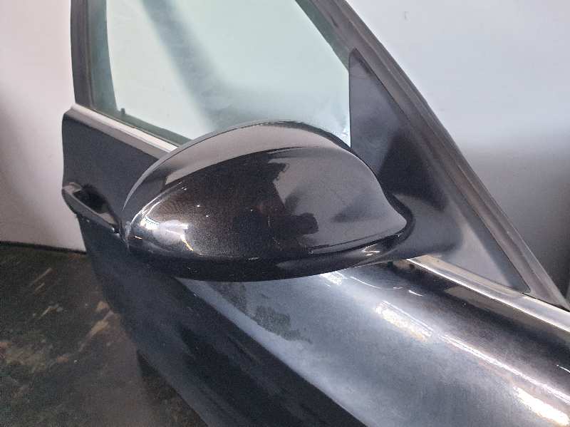 CARCASA RETROVISOR DERECHO