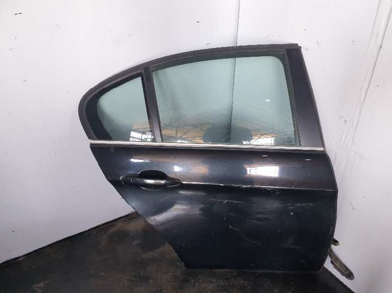 PUERTA TRASERA DERECHA