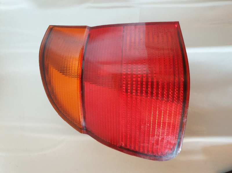 PILOTO TRASERO DERECHO