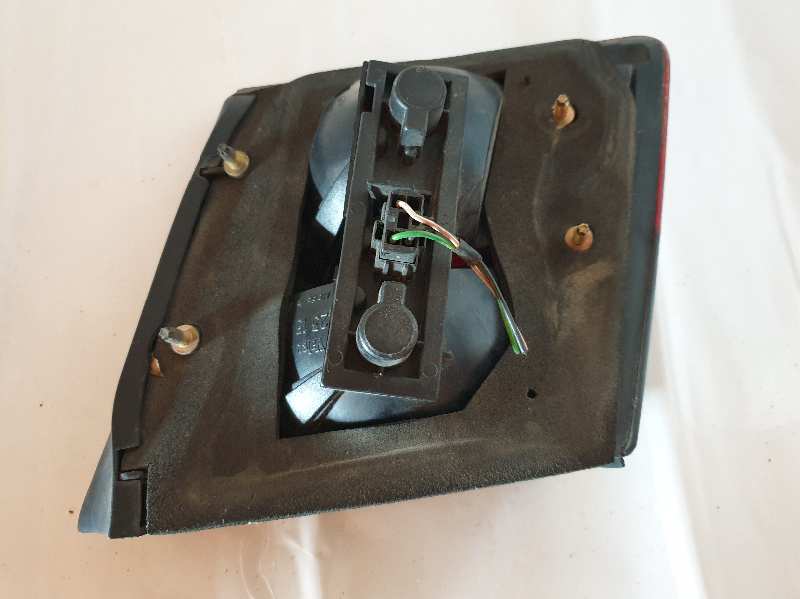 PILOTO TRASERO IZQUIERDO