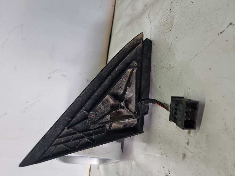 010593 RETROVISOR IZQUIERDO AUDI A6 BERLINA (4B2)
