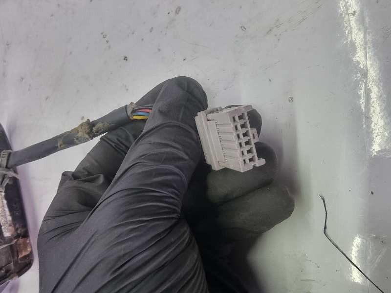 RETROVISOR IZQUIERDO