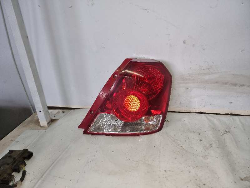 PILOTO TRASERO DERECHO