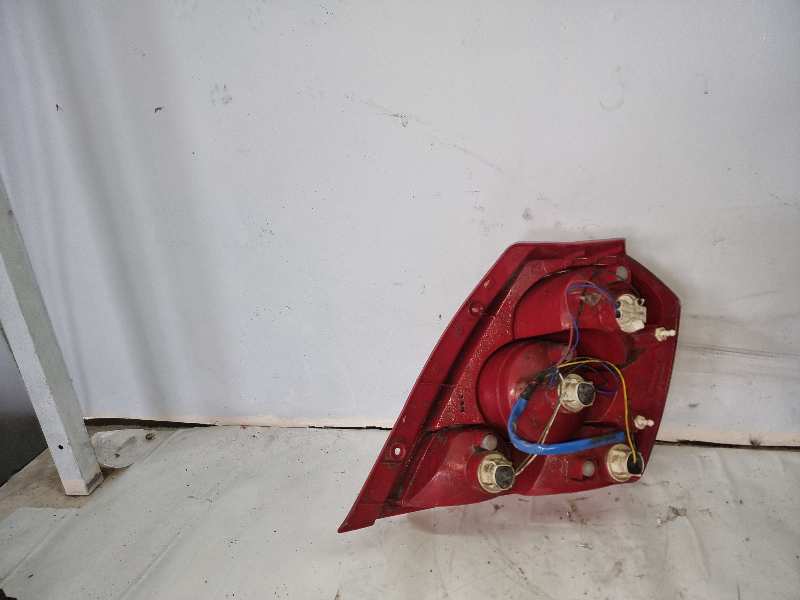 PILOTO TRASERO IZQUIERDO