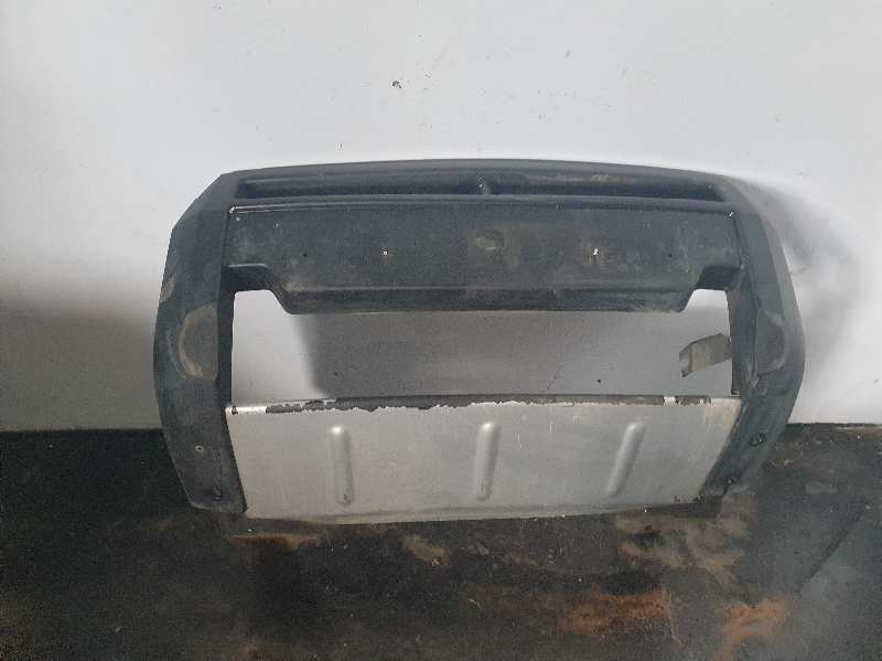 PARAGOLPES DELANTERO