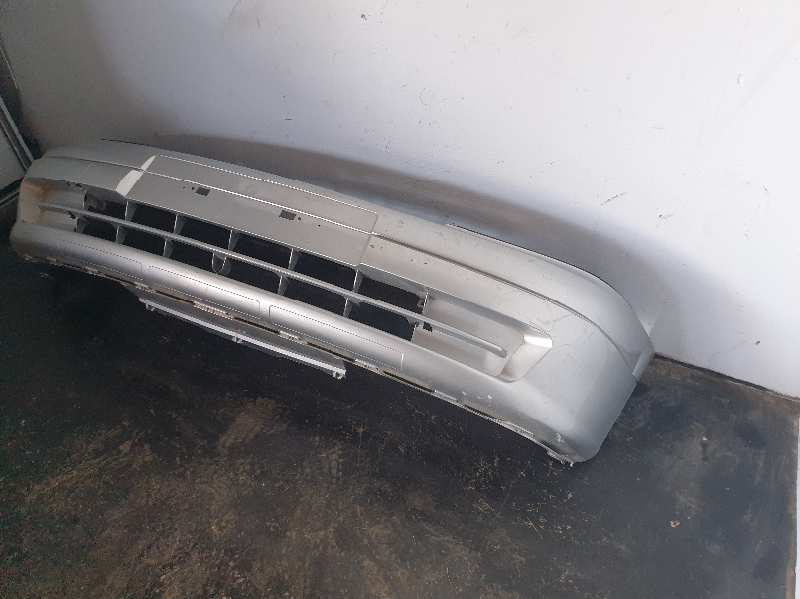 PARAGOLPES DELANTERO