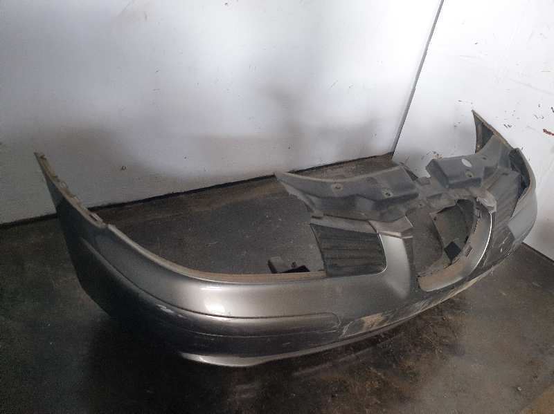 PARAGOLPES DELANTERO