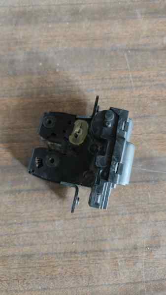 CERRADURA MALETERO / PORTON