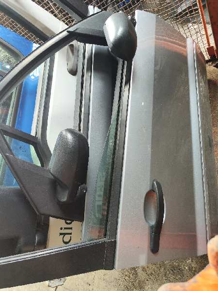 PUERTA DELANTERA DERECHA